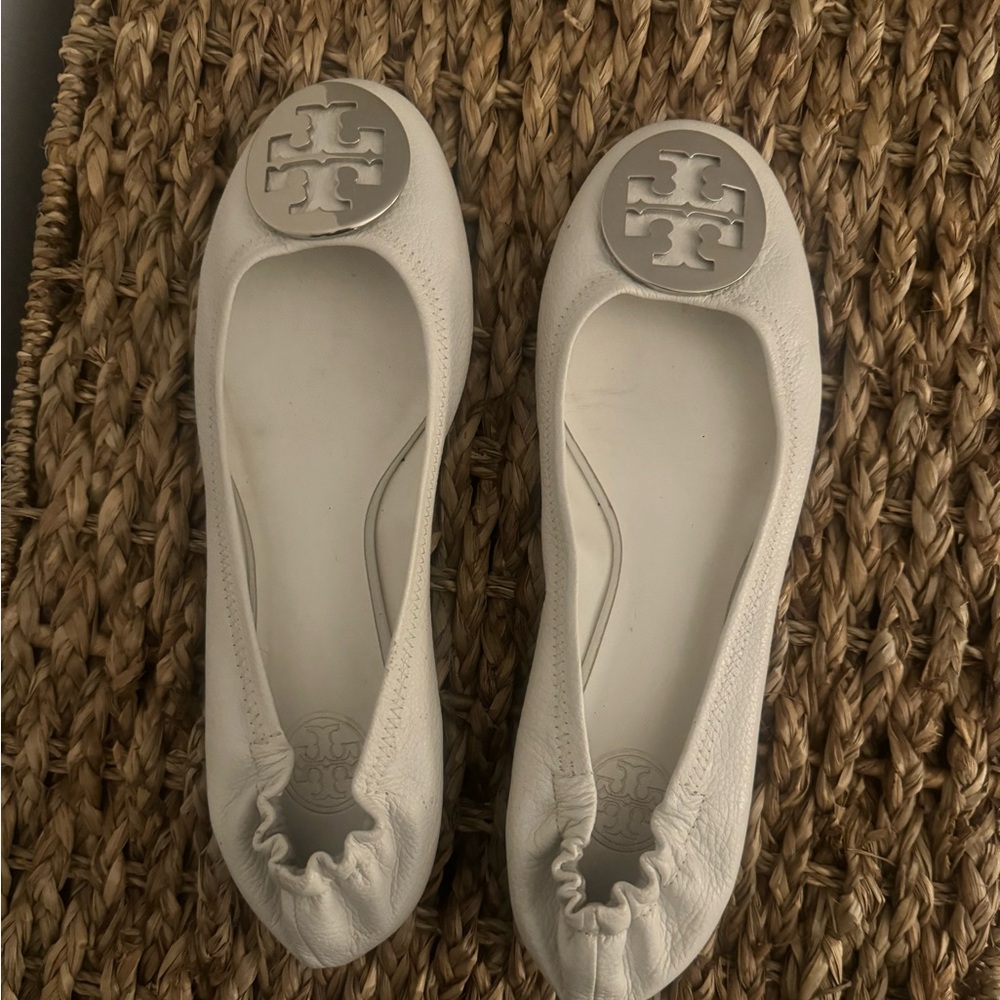 Tory Burch flat’s size 9
